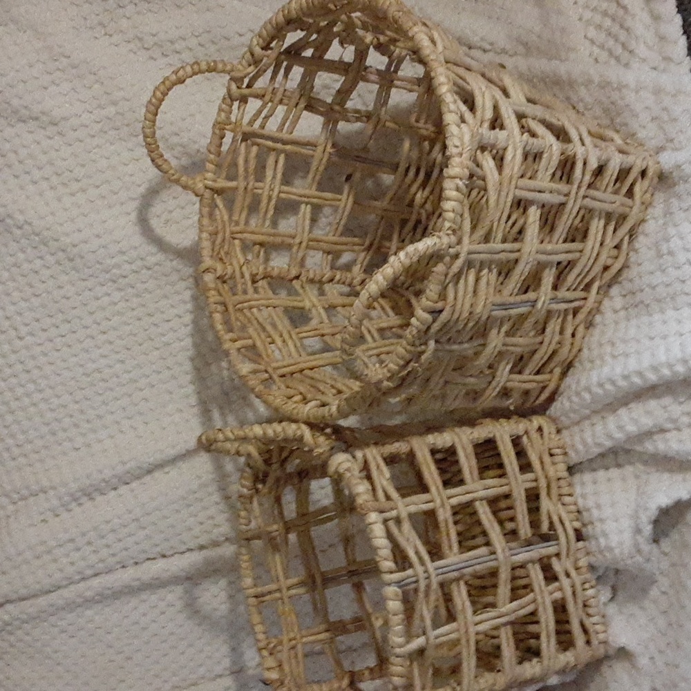WickerBaskets - Picture 2 of 2